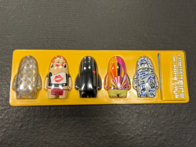 Juego Kid Robot Visionaire V45 amarillo edición limitada Foto 1 de 4