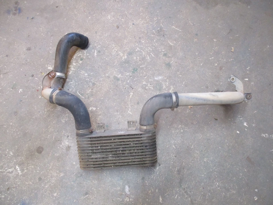 Ford Ranger Intercooler core radiator + pipes 2.5 diesel 1999 - 2006 - Image 1 of 4
