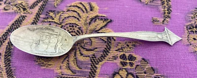 SWEET TINY VINTAGE STERLING "ROLLING CHAIR" ATLANTIC CITY SOUVENIR SPOON — 第 1/4 张图片