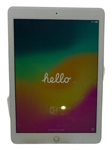 Apple iPad 6th Gen 32GB Silver MR7G2LL/A WiFi - Picture 1 of 5