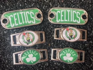 2 ~ Dijes Boston Celtics NBA Paracord Ovalado o Mini Perro Etiqueta Zapatos Dijes - Imagen 1 de 9