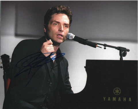 RICHARD MARX SIGNED PLAYING PIANO 8X10 Cover
