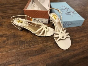 Tacones Life Stride Status Brite blancos para mujer talla 7 1/2 N con caja - Imagen 1 de 6