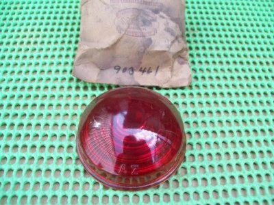 NOS MoPar 1941 41 Plymouth P11 P12 lámpara de freno lente AZ 903461 Foto 1 de 3