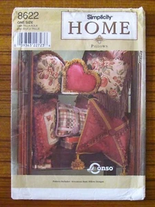 SIMPLICITY PATTERN - 8622 HOME PILLOWS CUSHIONS NECK ROLL HEART 17 DESIGNS UNCUT - Picture 1 of 2