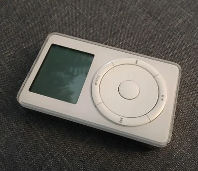 Apple iPod Classic 1st Generation 5GB ref.95 - Image 1 of 4