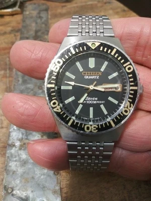 Vintage Citizen Seven 1400-141911 Relógio de Mergulhador Masculino Médio 100M Bom!!! - Imagem 1 de 4