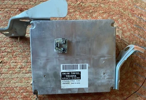 2004 LEXUS ES330 OEM ENGINE CONTROL MODULE 89661-33A40 W/CHIP - Picture 1 of 4