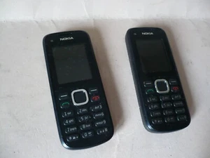 Lotto di 2* Nokia C1-02 RM-643 nero 1,8" 10 MB cellulare Ph. uno sbloccato, uno Vodaf. - Foto 1 di 10