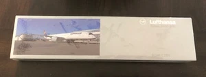 Limox Lufthansa Airbus A350-900 Modellflugzeug 1:250 NEU in OVP 2017 - Bild 1 von 9