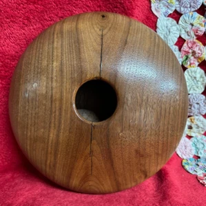 Handcrafted Walnut Vase or Bowl with a Unique Round Spaceship Shape - Picture 1 of 4