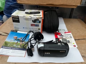 Sony Handycam HDR-CX240E Full HD Camcorder Bxd w battery, case, charger +mem crd - Picture 1 of 15