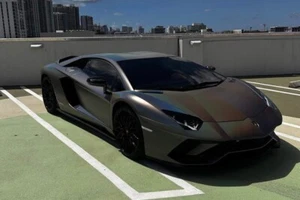 2018 Lamborghini Aventador LP 740-4 S - Picture 1 of 12