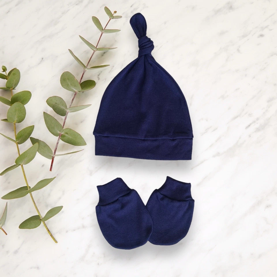 Sombrero de nudo superior azul marino, mitones para ir a casa conjunto de regalo de baby shower/talla 0-6 M Foto 1 de 4