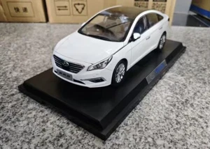 1/18 Hyundai Sonata 9th generation car model - Picture 1 of 5