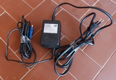 Super Nintendo Snes ALIMENTATORE AC ADAPTER ORIGINALE Trasformatore console - Immagine 1 di 2