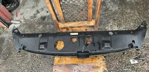 Kia Sedona Front Top Slam Panel Cover Plastic Trim 86362-4D000 mk2 2006-2012-Y - Picture 1 of 3