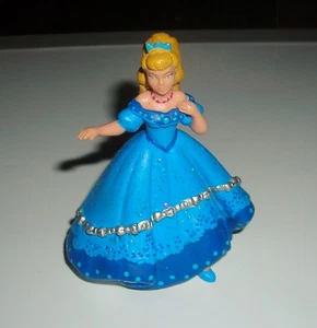 DISNEY PRINCESSES CINDERELLA 3.5" TOY FIGURE CAKE TOPPER - Picture 1 of 1