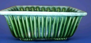 Vtg Hull USA F57 Green Drip Glazed Ribbed Pottery Rectangular Planter Near Mint - Bild 1 von 3