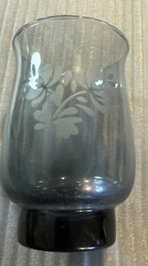 Vintage Pflatzgraff Yorktowne Etched Glass 12 Oz Blue Tulip Shaped - Picture 1 of 4
