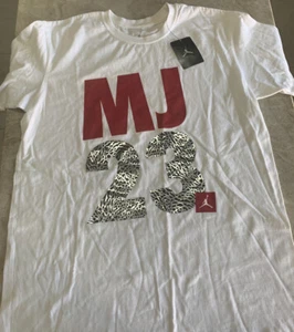 New Vintage Men's Michael Jordan 23 T-Shirt White Nike Large - Picture 1 of 6