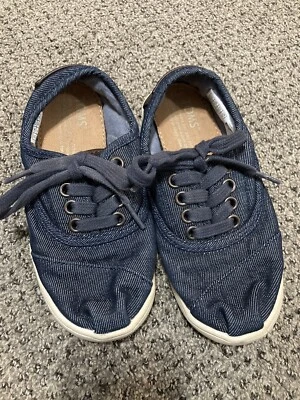 Zapatos de mezclilla con cordones TOMS para niños talla 12 Foto 1 de 3