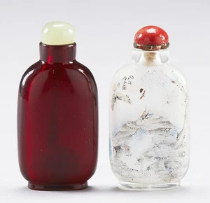 ANTIQUE PAIR SNUFF BOTTLES CHINESE CHINA QING DYNASTY PORCELAIN - Picture 1 of 2