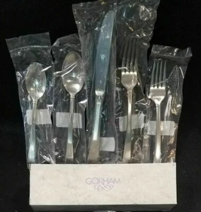 Ajuste de lugar de vajilla de acero inoxidable GORHAM Tristan - Imagen 1 de 4