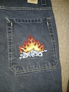 VTG JNCO Jeans Black Baggy Jean Shorts Size 38 Flame Y2K 90s Embroidered - Picture 1 of 7