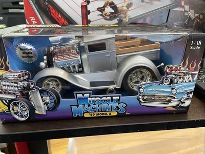 Muscle Machines 1929 Ford Model A  1/18 Funline Gloss Silver - Image 1 of 4