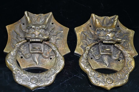 Chinese Rare Handcrafted in old copper Dragon Knocker Cover