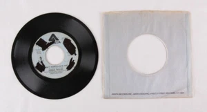 Don't Wanna Leave You / Just Don't Pay by Debbie Taylor, 1975, 7" 45 rpm - Picture 1 of 3