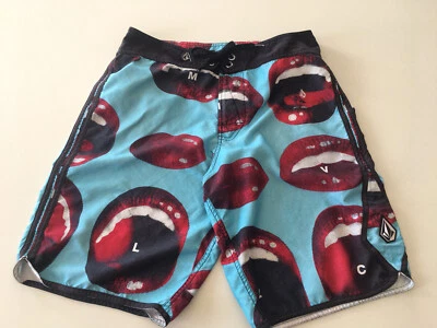 Men's Volcom Slingers Hybrid Board Shorts 32 Waist - Image 1 of 4