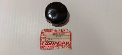 Tampa do tanque de óleo NOS Kawasaki 52003-001 KV100 G4TR F7 vintage - Imagem 1 de 2