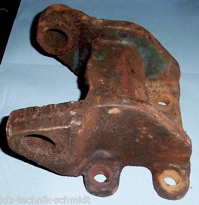 Halterung für Unterlenker Spannkette rechts von Hanomag Brillant 600 - Bild 1 von 4