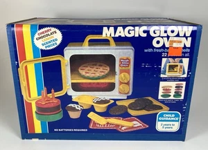 Vintage 1982 Child Guidance Magic Glow Oven COMPLETE - NEW - (OPEN BOX) - Picture 1 of 10