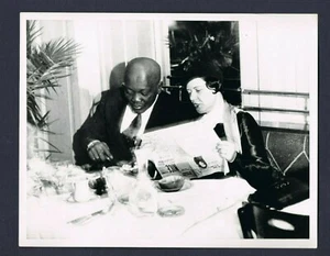 VERY RARE JACK JOHNSON Heavyweight Champion wire photo boxer with white wife - Picture 1 of 2