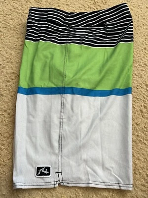 NWOT RUSTY 4-WAY STRETCH MENS SIZE 34 BOARD SURF SHORTS - Image 1 of 4