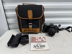 SIGMA SA-300 35mm Lens W HI-Max Flash W Bag - Picture 1 of 13
