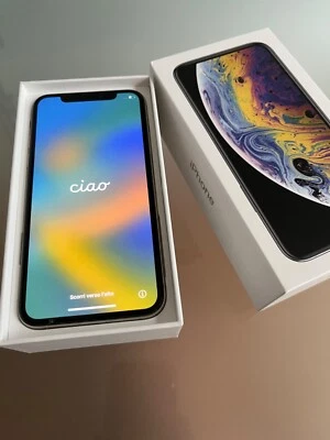 Apple iPhone XS - 64GB - Argento  - Immagine 1 di 4