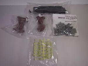 NEW WITHOUT BOX H-O SCALE BRIDGE AND TRESTLE SET SIGNS AND POLES - Picture 1 of 5