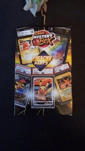 Mystery Pokemon Pikachu Box mit 1:3 Being PSA 10! PONCHO PIKACHUS SUCHEN! - Bild 1 von 6