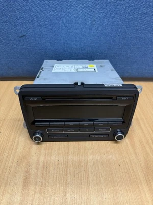 GENUINE VW GOLF / PASSAT - CD RADIO HEAD UNIT - 1K0035186AP / 8157640213360 - Image 1 of 4