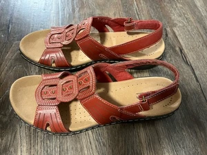 Clarks Laurieann Kay flache Sandale rot Leder Größe 8 - Bild 1 von 10