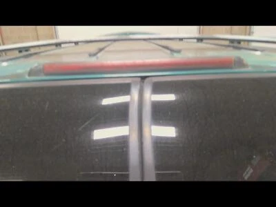 Regulador de ventana de puerta trasera izquierda usado se adapta a: 1999 GMC Suburban 2500 eléctrico Foto 1 de 4