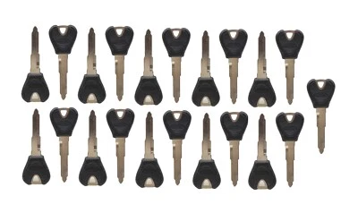 NEW OEM Ford Ignition Key Blank Set of 21 011-00230 Ford Escort 1997 - Image 1 of 2