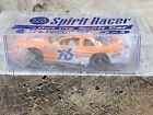 Nascar 76 Spirit Racer oficjalne paliwo NASCAR w oryginalnym pudełku pomarańczowe tylko 2 z 3