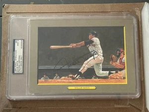 WILLIE MAYS SIGNED Mint 9 PSA DNA Perez Steele Great Moments Postcard - Picture 1 of 2