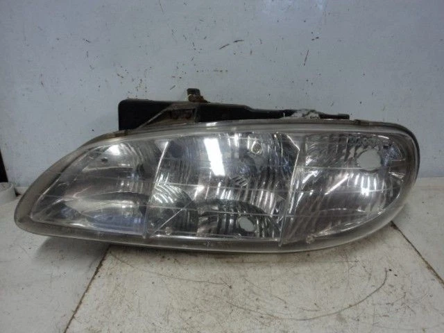 Driver Left Headlight Fits 96-98 PONTIAC GRAND AM 86274 - Image 1 of 3