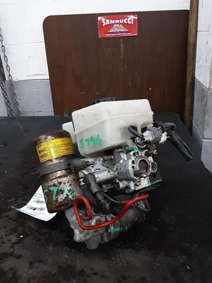 2001-2002 TOYOTA 4-RUNNER ABS PUMP ASSEMBLY - Image 1 of 4